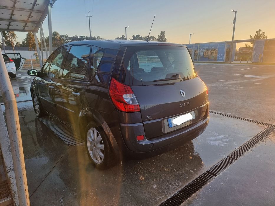 Renault Scénic II 1.5 dCi 106cv | 2007 | 305.000 km foto 2