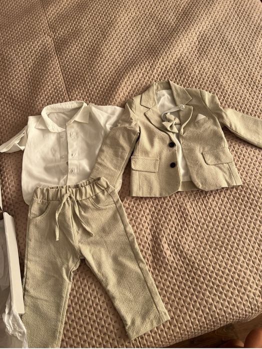 Костюм святковий 74-80 р.