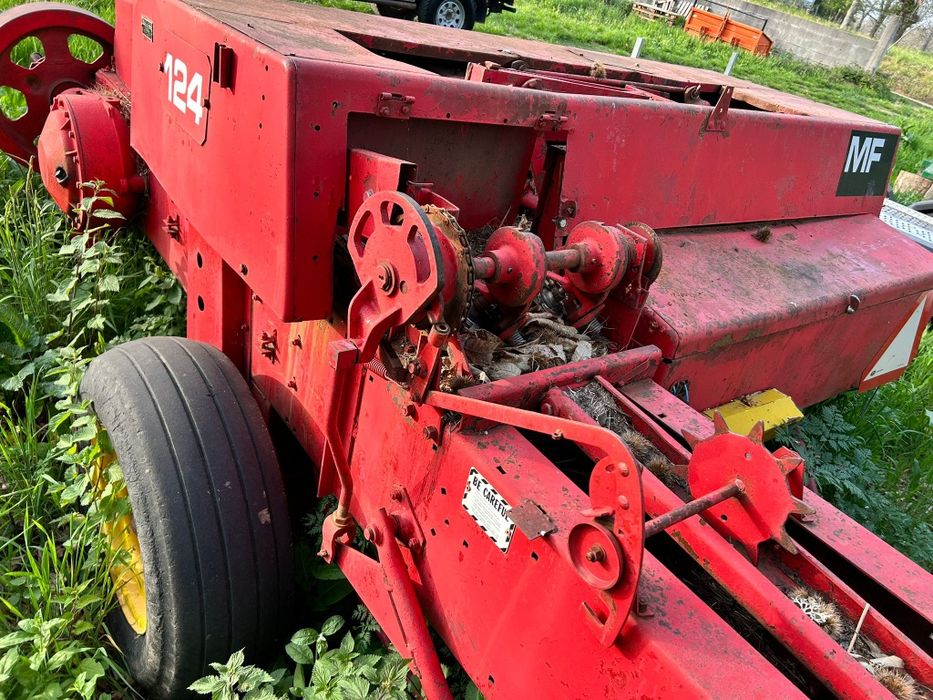 Enfardadeira mf 124 para restaurar ou peças