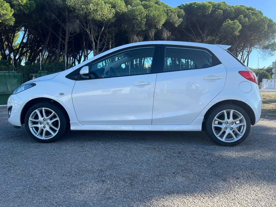 Mazda 2 1.5 MZR Sports-Line