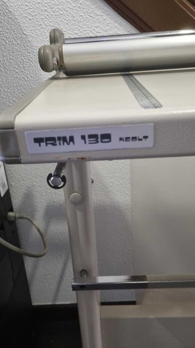 Guilhotina TRIM 130 Neolt