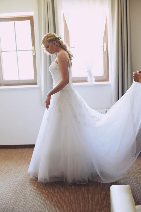 Suknia ślubna piękna jak nowa