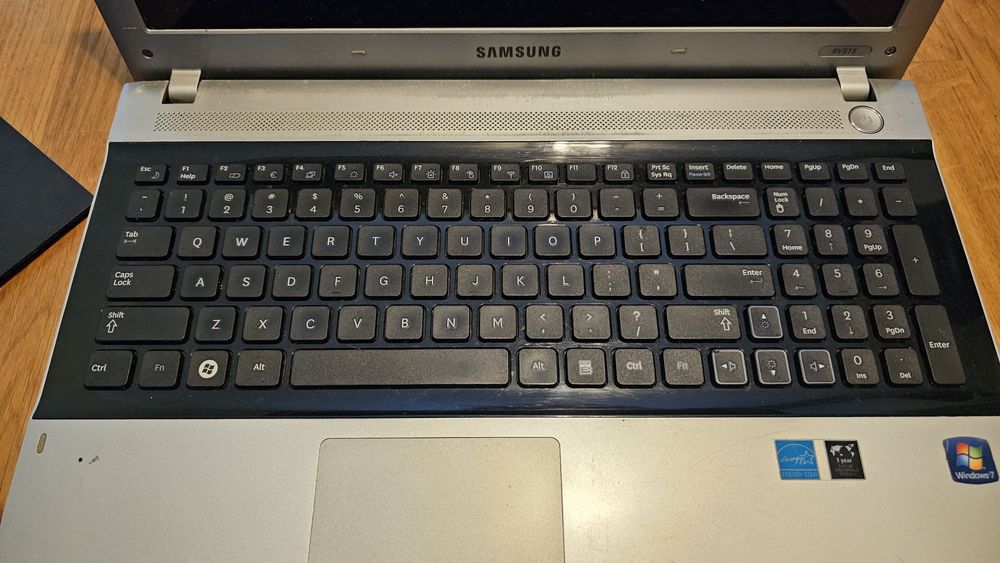 Laptop Samsung RV515 AMD E-450 Brak RAM Brak Dysku
