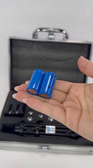 Лазерна указка b017 445nm потужний синій промінь насадки кейс мощная