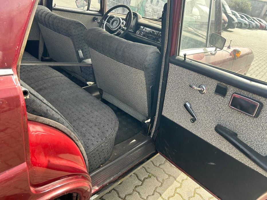 Mercedes W110 Diesel