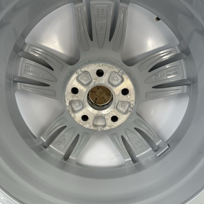 Felgi Aluminiowe 17” Audi A3 A4 A6 TT (D06)