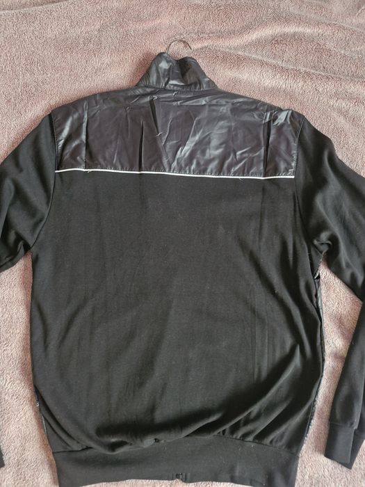 Nowa bluza na zamek