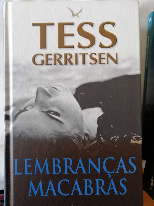 Livro "Lembranças macabras"