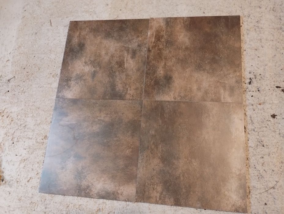 Kafle na podłogę 6.1 m kwadratowego 55 sztuk