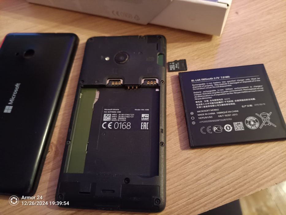 Microsoft Lumia 535 на windows 10 + флеш карта 8гб