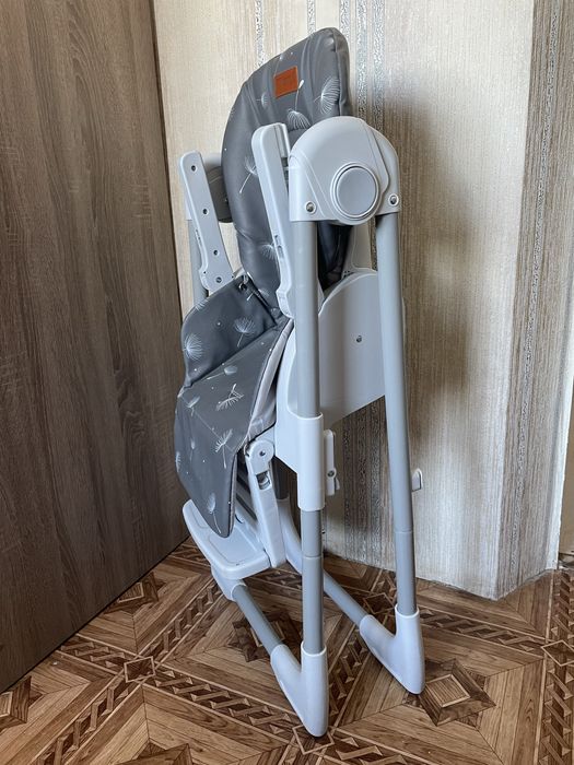 Стільчик для годування MoMi Yumtis dark gray