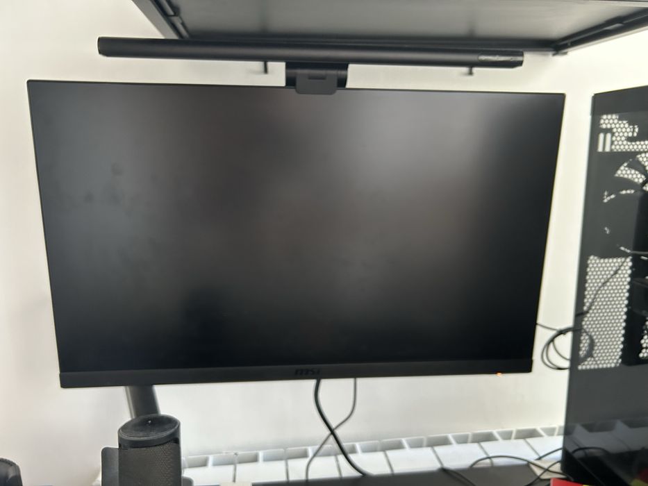 Sprzedam monitor MSI G2712F razem z uchwytem