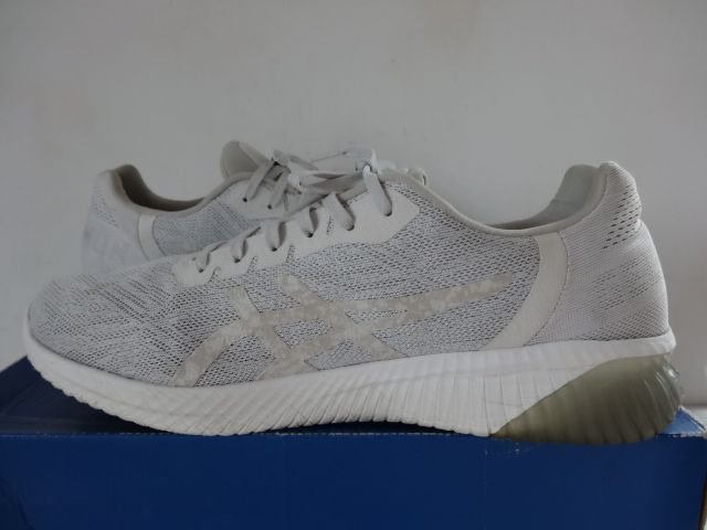 Buty ASICS RoadHawk FF roz 45 Bieganie Sportowe