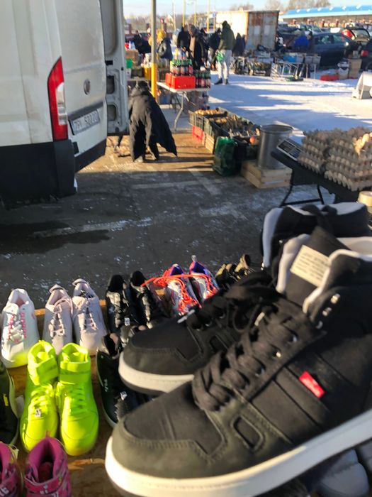 buty sportowe Levi’s rozmiar 42