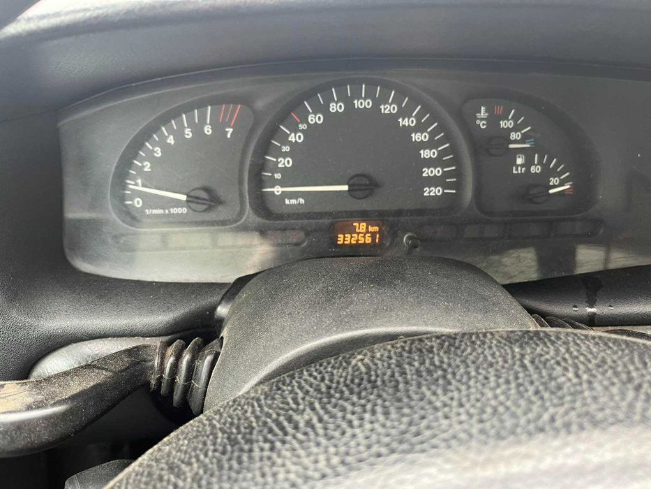 Опель Вектра Бензин \Газ