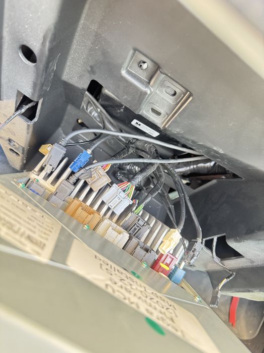 Tesla ключ / Key Card прив’язка | Model S3XY | Додавання ключа