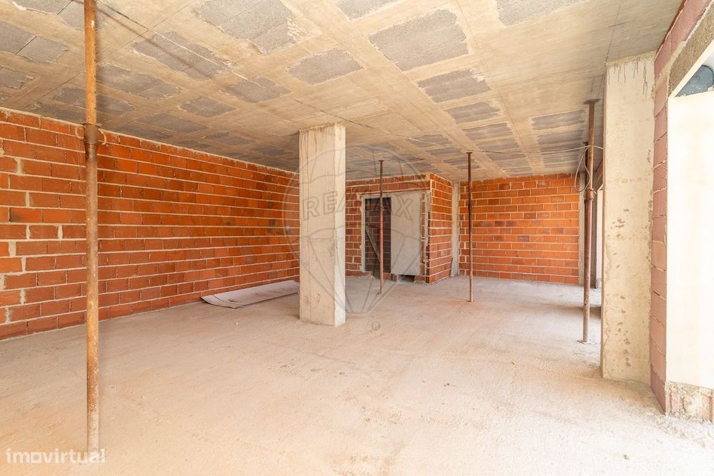 Apartamento T4 para venda