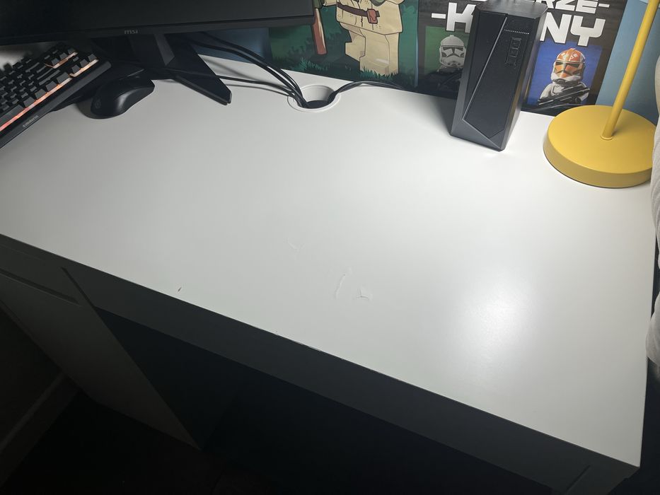 Ikea Micke biurko białe stan  dobry