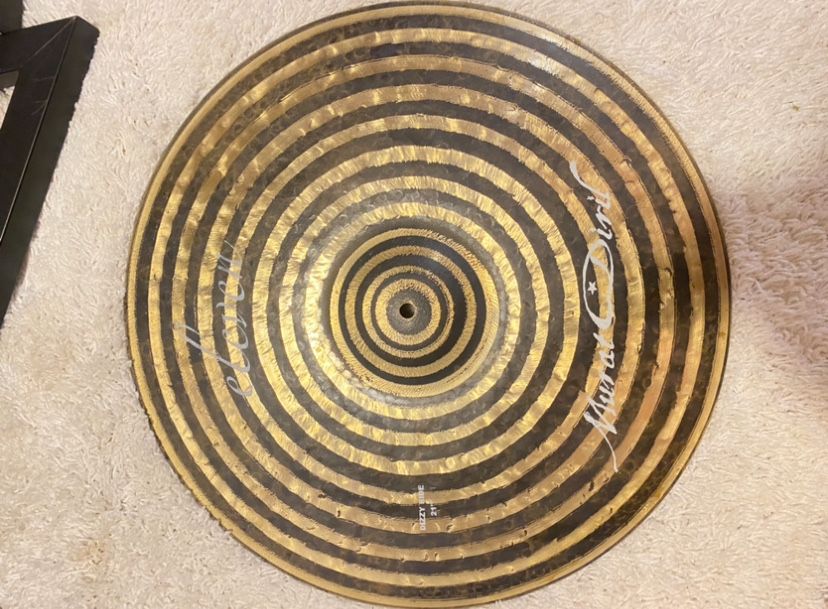 Pratos Murat Diril “topo de gama” só este final de semana