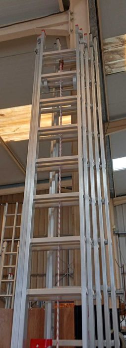 Escada Tripla 4m (10m Úteis) c/ Corda Degrau Quadrado Nova - Fábrica