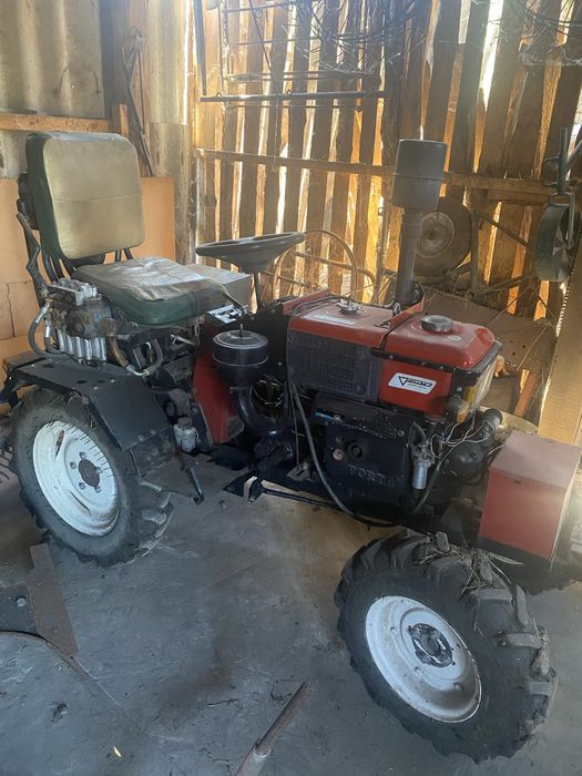 Тракторець з усім навісним