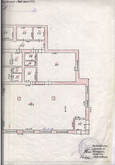 Продам просторе приміщення у місті з великою квадратурою