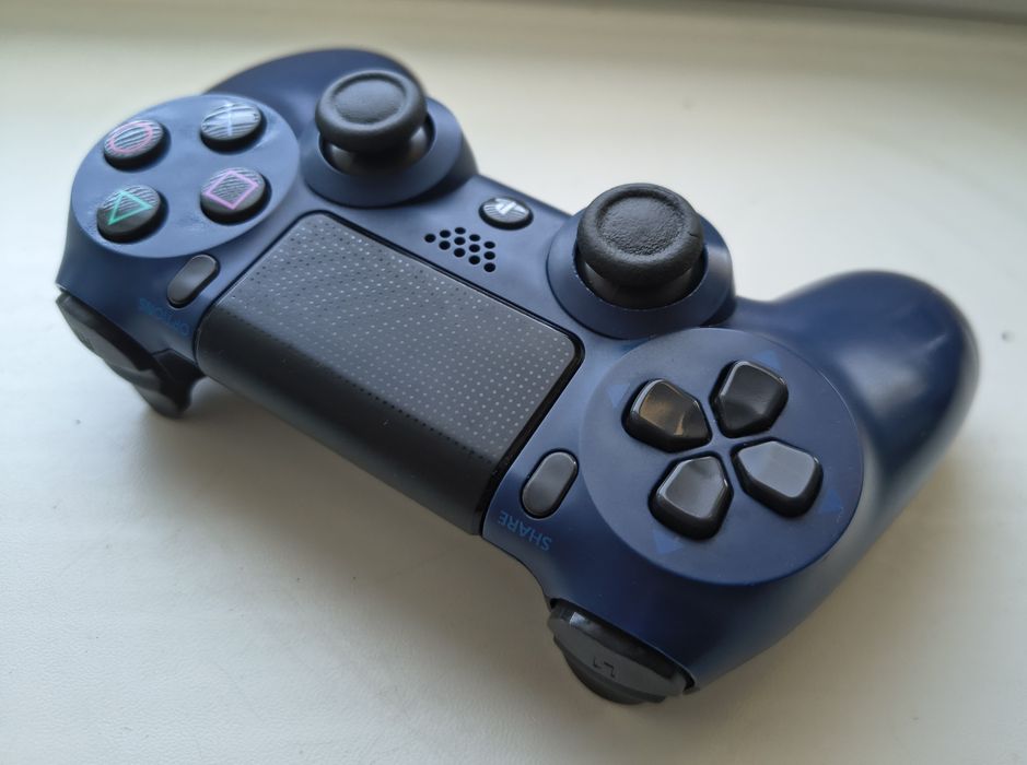 Джойстик Dualshock 4 version 2(оригінал)