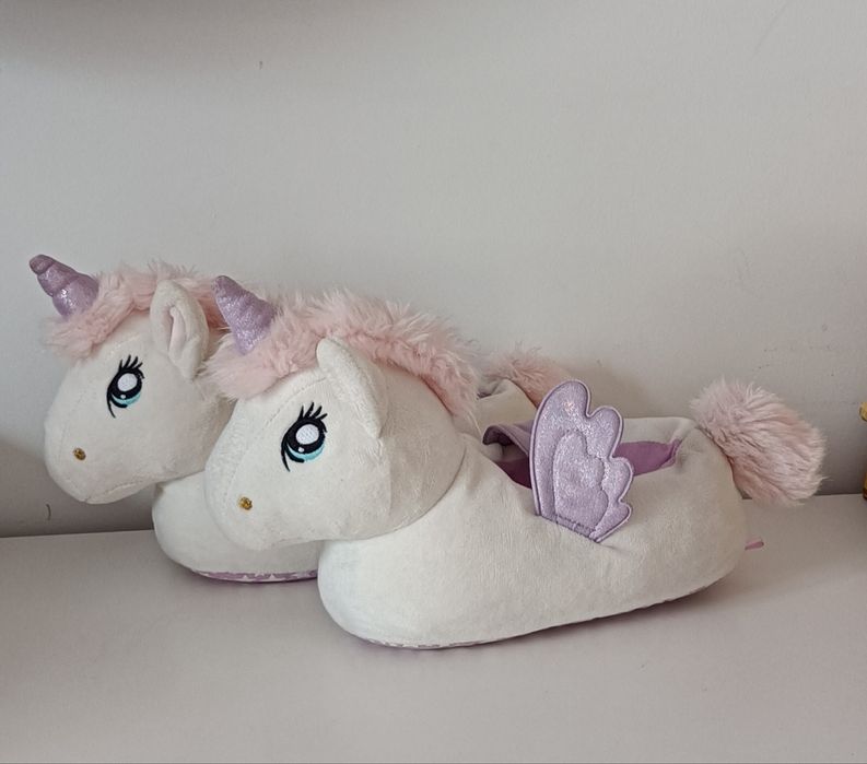 Pantufas de unicórnios H&M