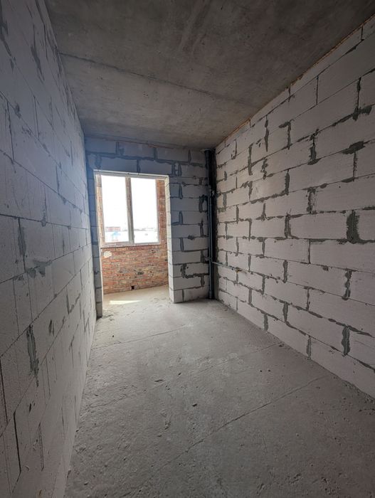 Apartment in Khmelnytskyy - More