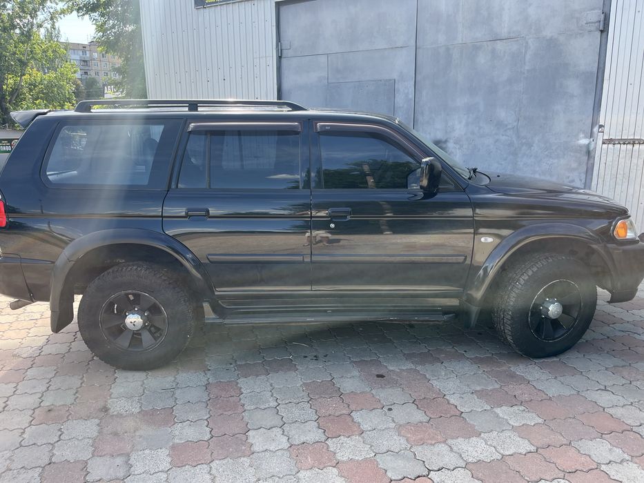 Продам Миц Pajero Sport