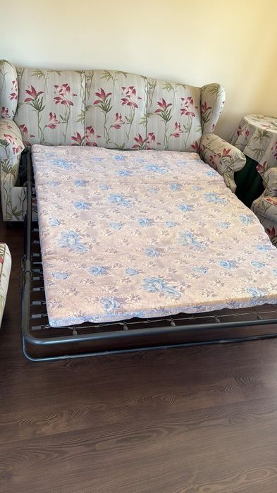 Sofá, mesa, cadeiras, móveis Valor Total !