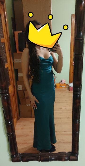 Sukienka studniówkowa satynowa