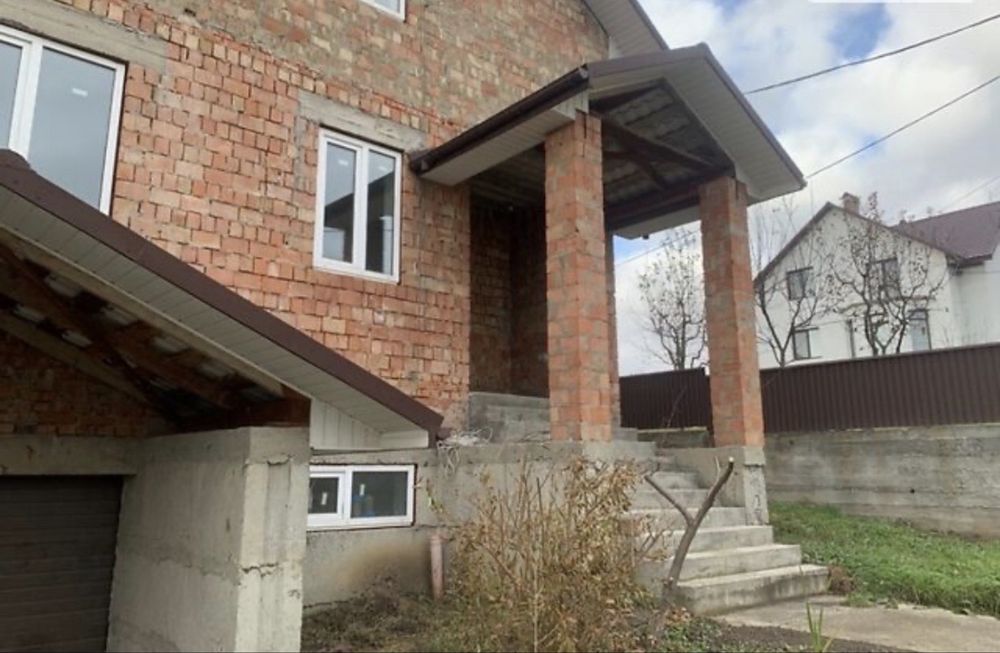 Продам Будинок село Великий Кучурів Чернівецька область.