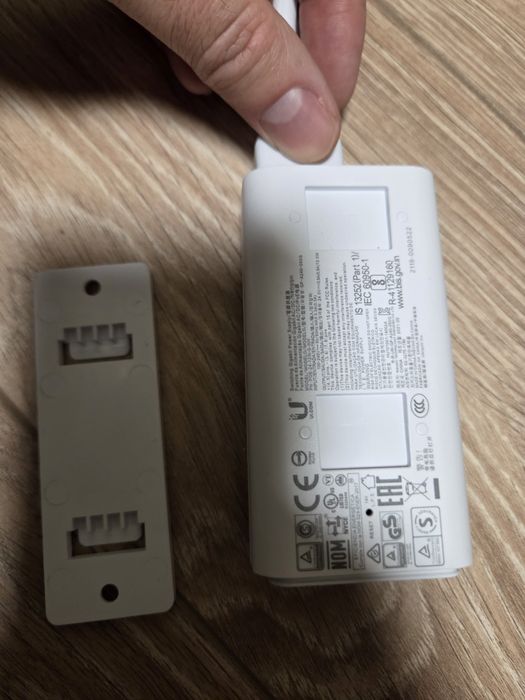 Ubiquiti POE 1 GB GP-A240-050G