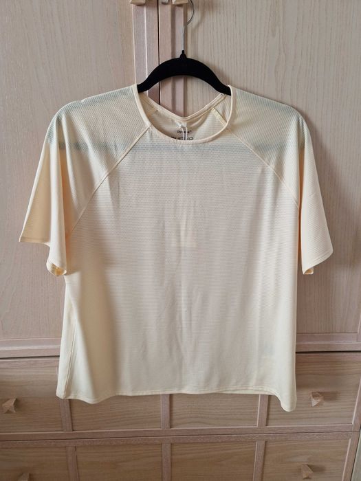 Спортивна футболка H&M drymove