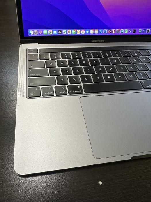 Macbook pro 13 M1 2020 256  touchbar