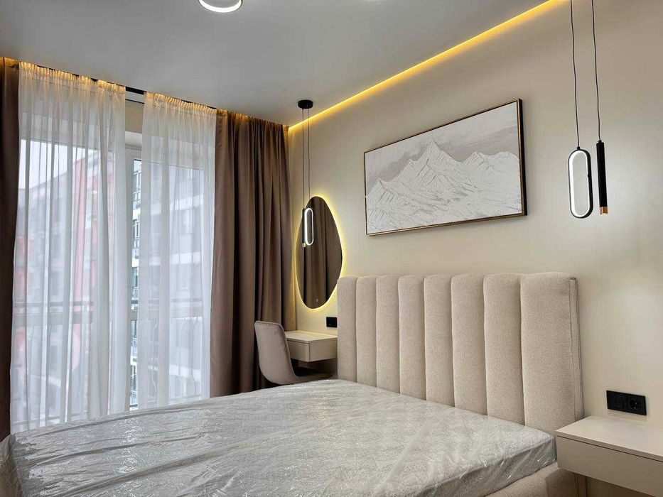 БЕЗ КОМІСІЇ !!!Стильна півторачка у центрі міста