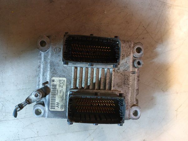 Centralina Motor OPEL Astra H 1.4 16V 0261208941