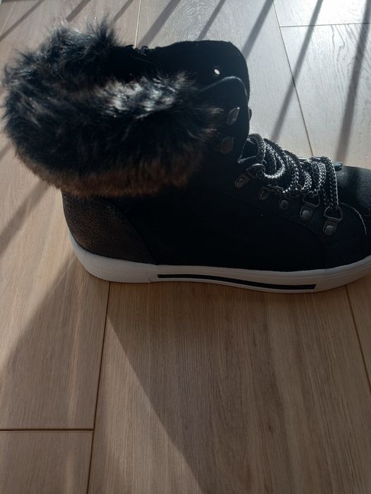 Buty damskie jesienne , czarne, rozmiar 40