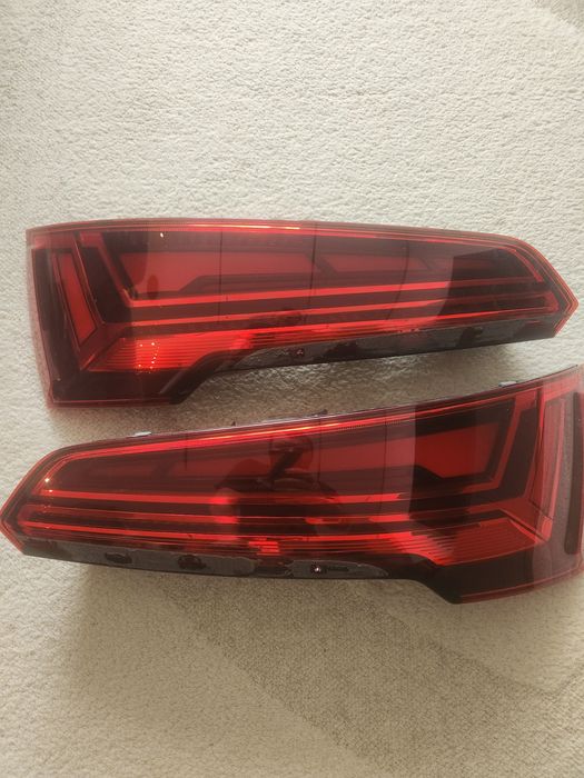Оригінальні ліхтарі задні Audi Q5 /Sportback  USA 2022 р.