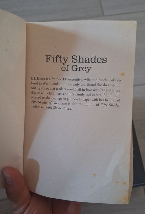 Trilogia dos Livros Fifty Shades + Caixa