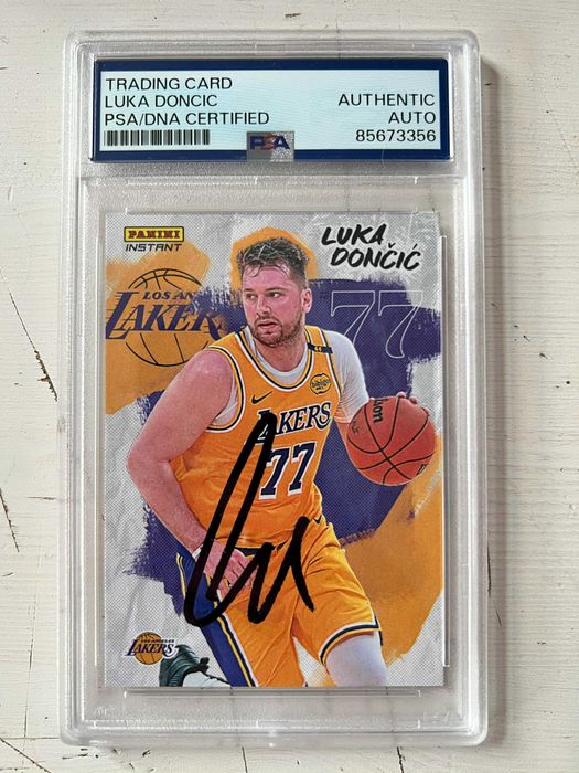 Luka Doncic karta z autografem 2024 Panini Los Angeles Lakers PSA NBA