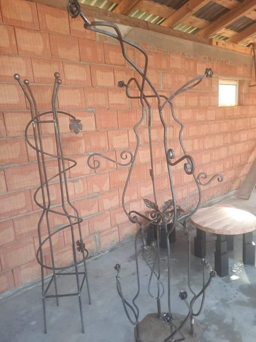 Ogrodzenia  kute balustrady  meble loft  schody metalowe