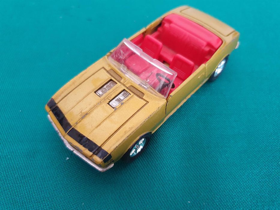 Chevrolet Camaro SS cabriolet 1:43 - CORGI TOYS - Anos 60 - England