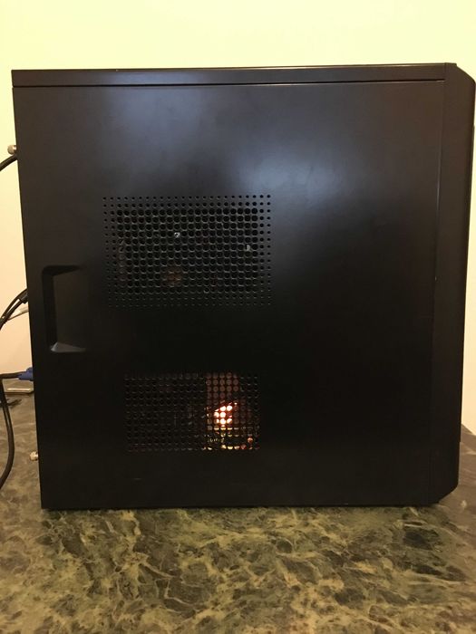 Komputer Ryzen 5 1600 , b450 Aorus elitę , 8 ram, ssdd