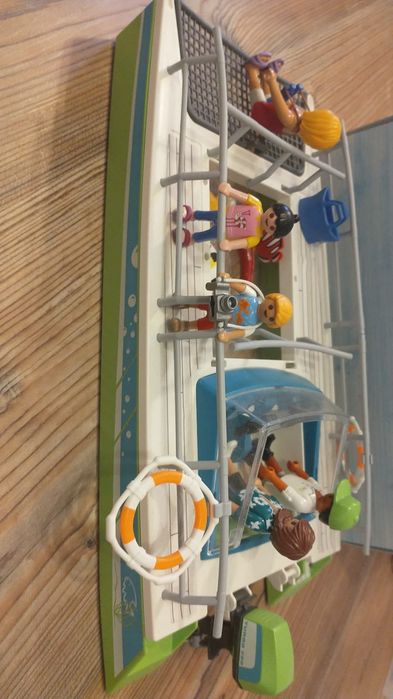 Playmobil zestaw katamaran z silnikiem