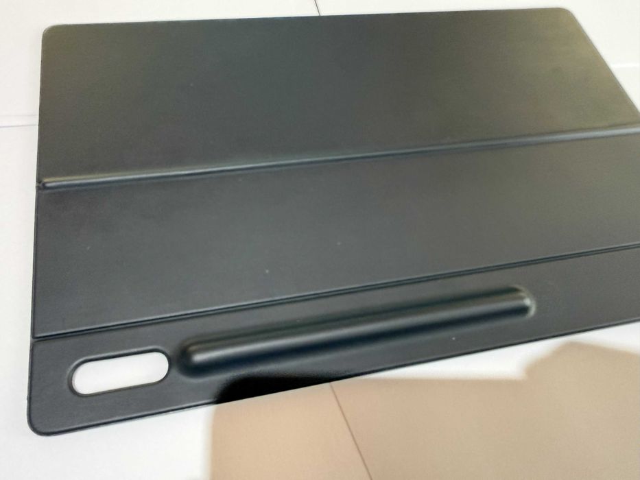 Etui z klawiaturą do Samsung Galaxy Tab S8 Ultra Book Cover  PL