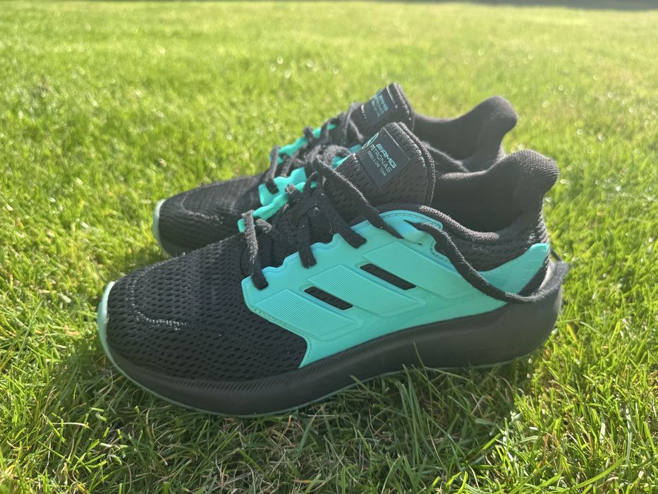 Buty chłopięce  Adidas AMG Petronas