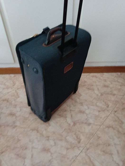 Mala de porão troler de qualidade superior em excelente estado