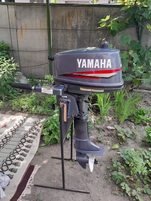 YAMAHA 5 мотор двухтактный лодочный